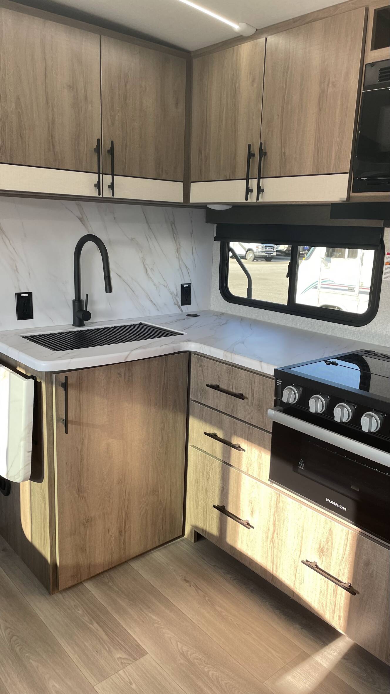 A photo of this 2025 Grand Design IMAGINE 2800BH