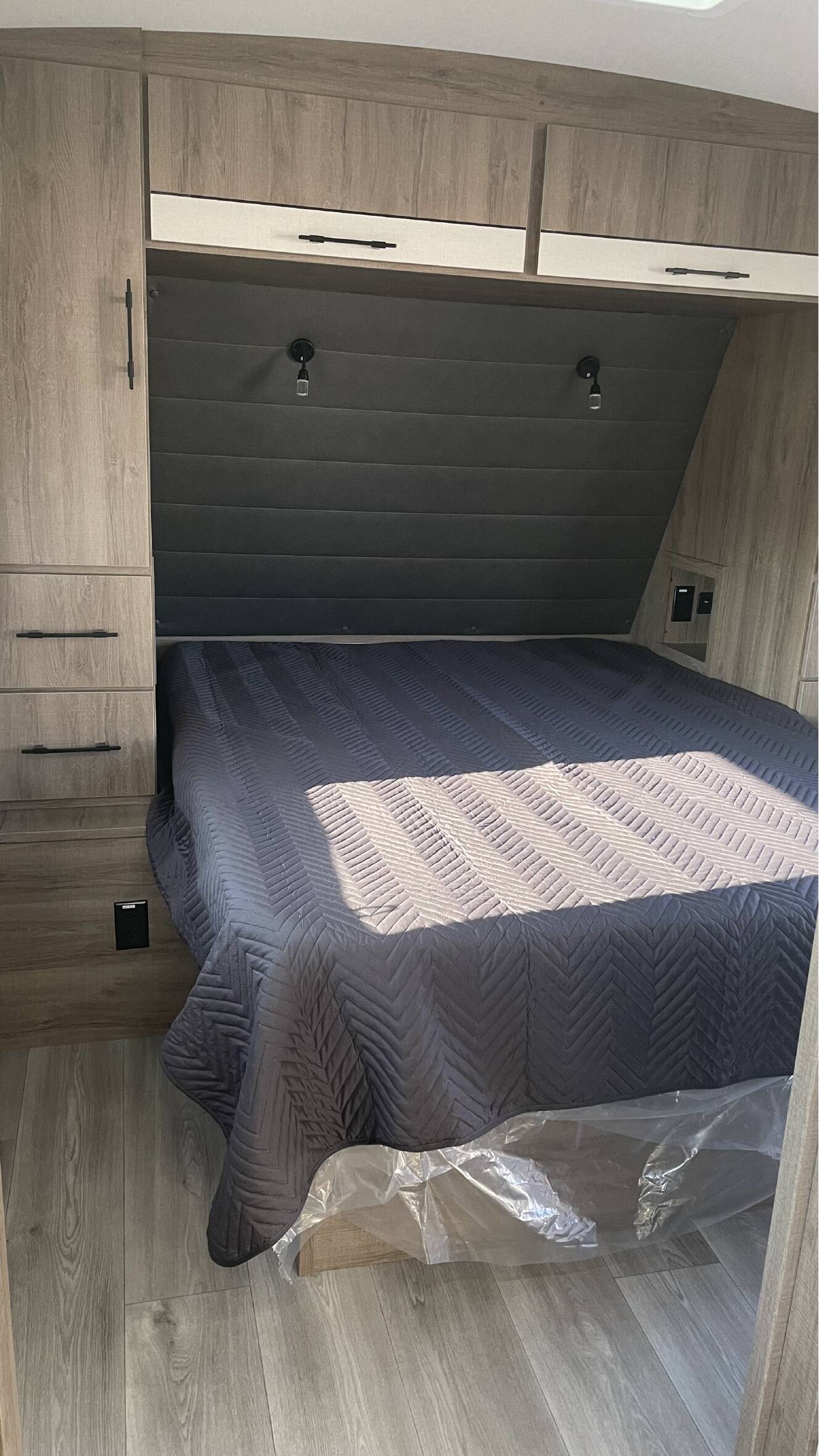 A photo of this 2025 Grand Design IMAGINE 2800BH