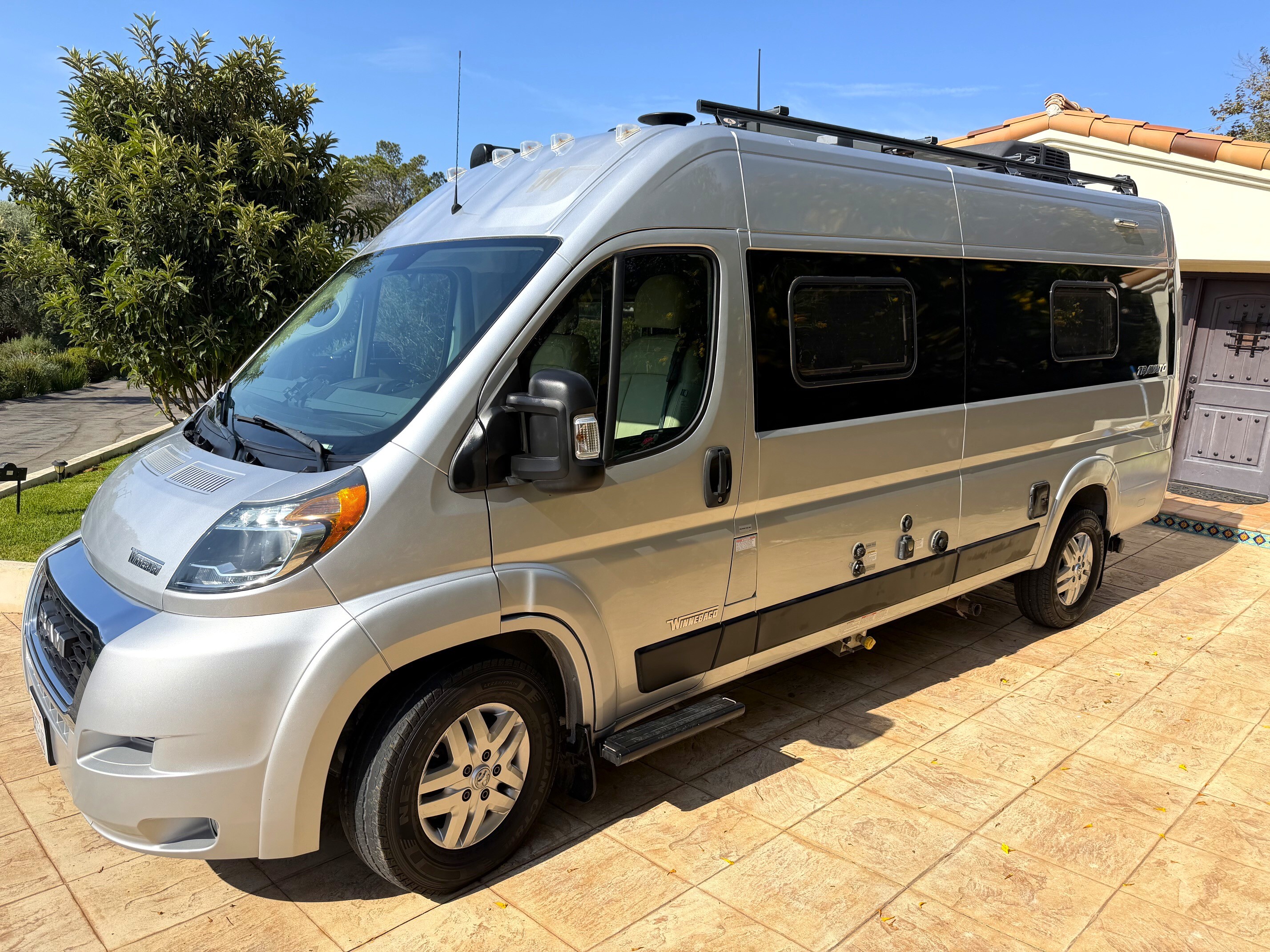 2021 Winnebago TRAVATO 59GL RV