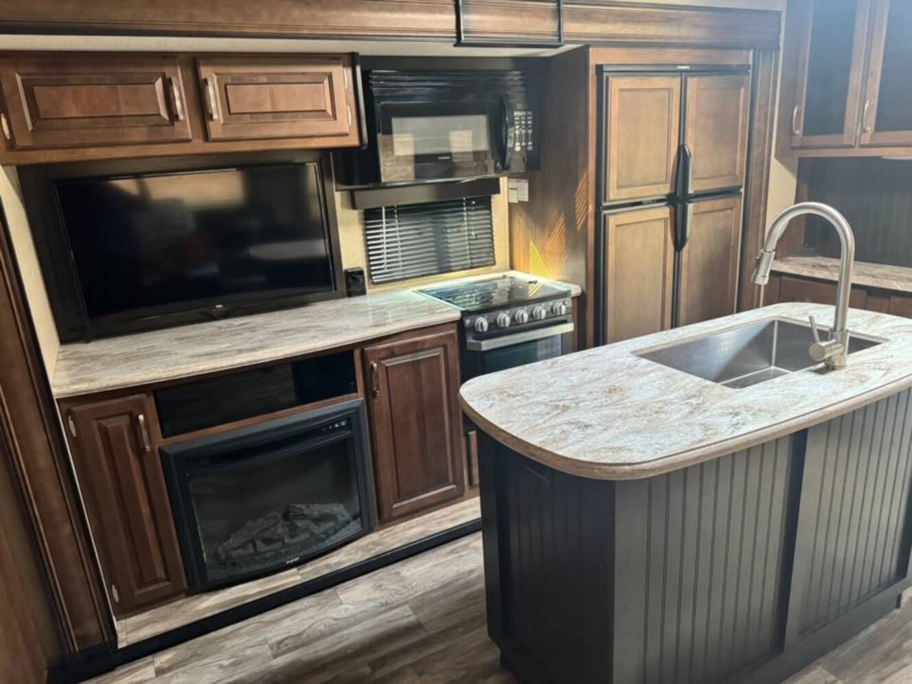 A photo of this 2019 Grand Design REFLECTION 312BHTS