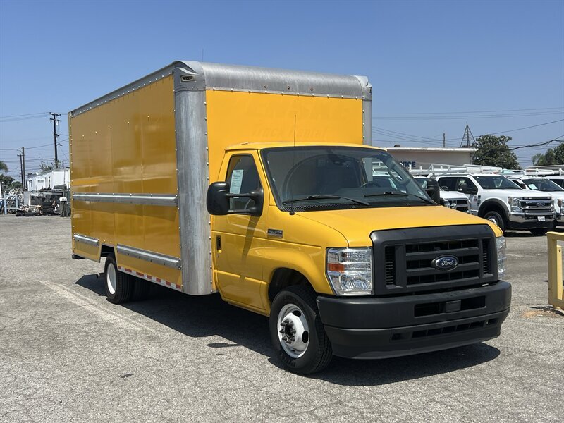 2022 FORD ECONOLINE in La Puente, CA