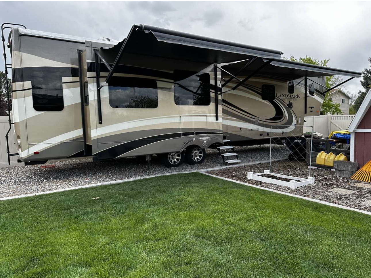 2017 Heartland LANDMARK 365 LM NEWPORT in grantsville UT