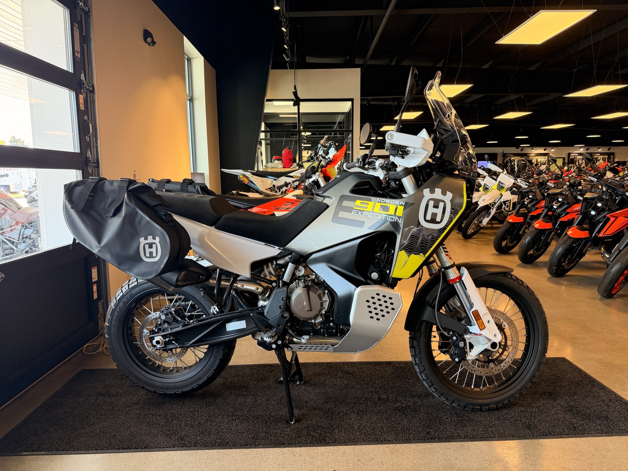 2027 Husqvarna Norden 901 Expedition 901 in Chattanooga, TN