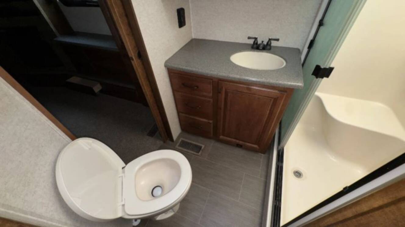 A photo of this 2018 Heartland Big Country Fifth Wheel 3560SS