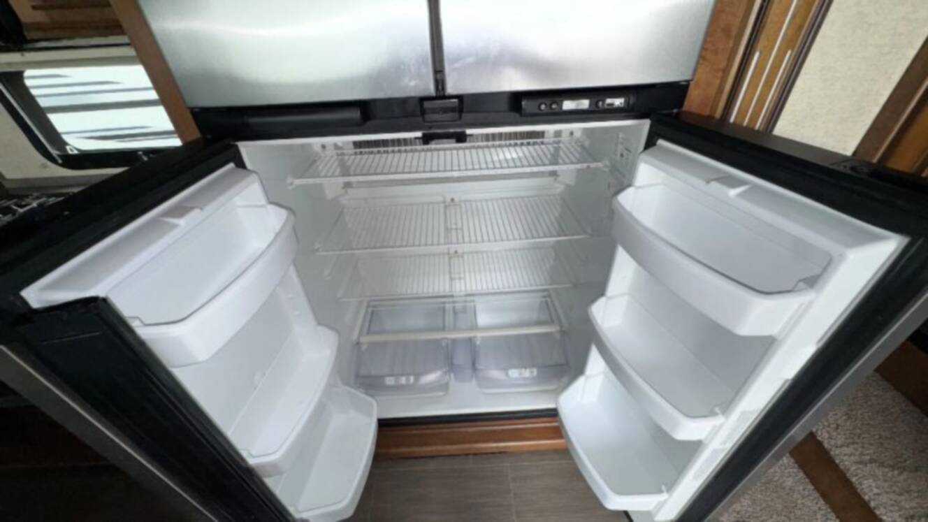 A photo of this 2018 Heartland Big Country Fifth Wheel 3560SS