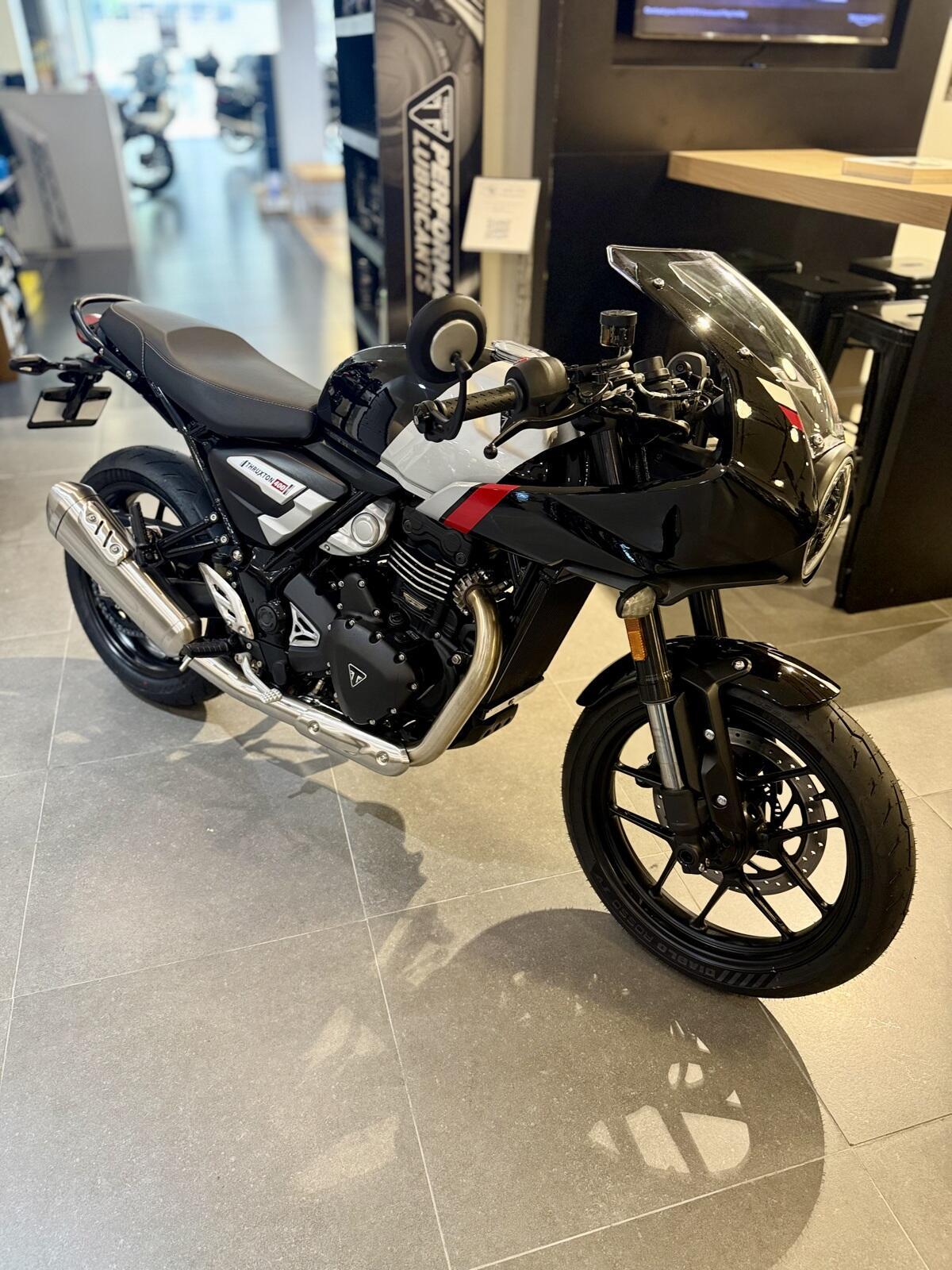 2026 Triumph THRUXTON 400 400 in New Orleans, LA