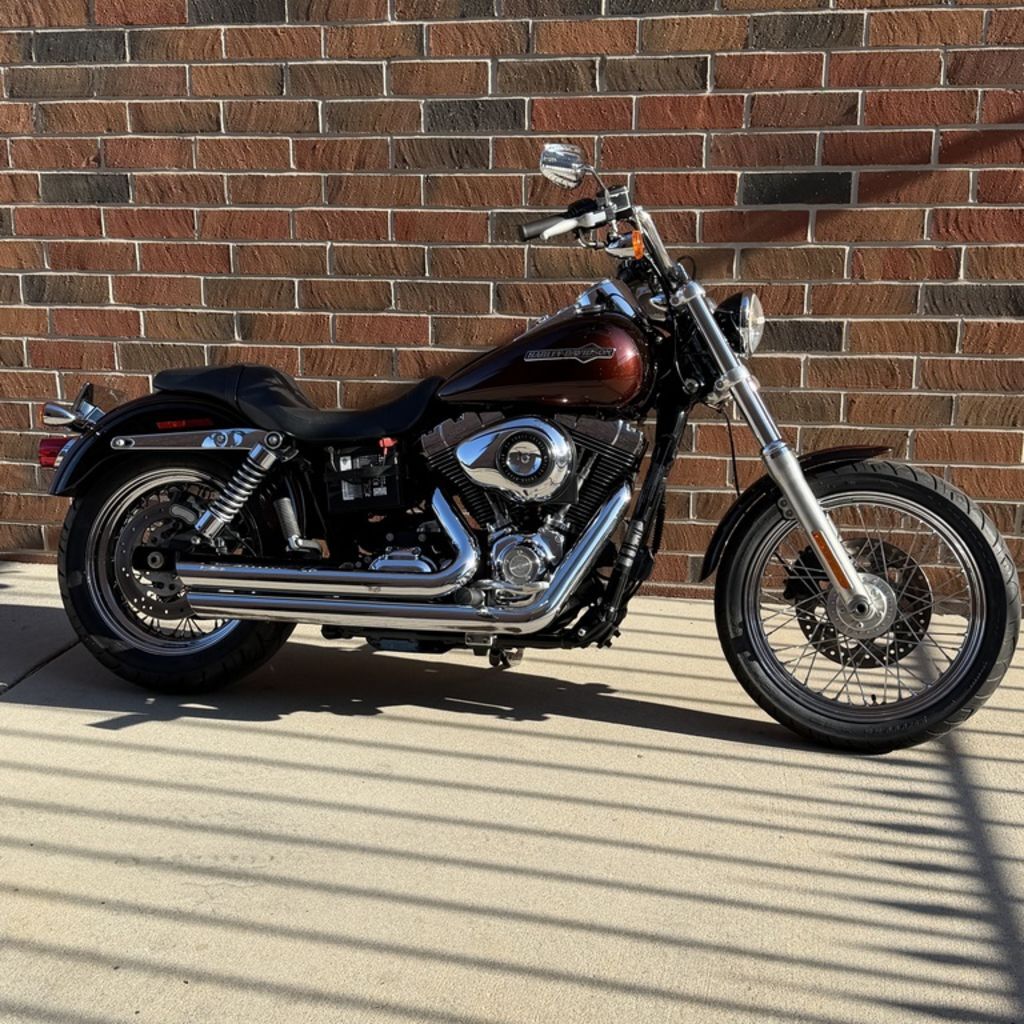 2011 Harley-Davidson® FXDC - Dyna® Super Glide® Custom DYNA CUSTOM in Van Nuys, CA