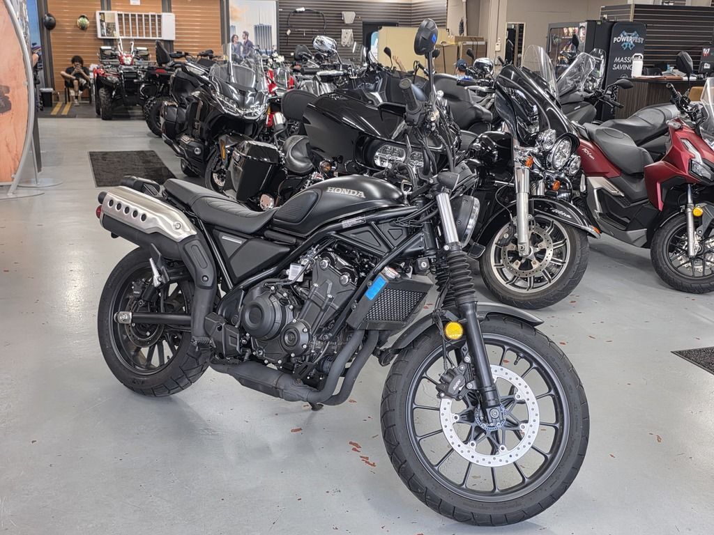 2025 Honda® SCL500 500 in Opelika, AL