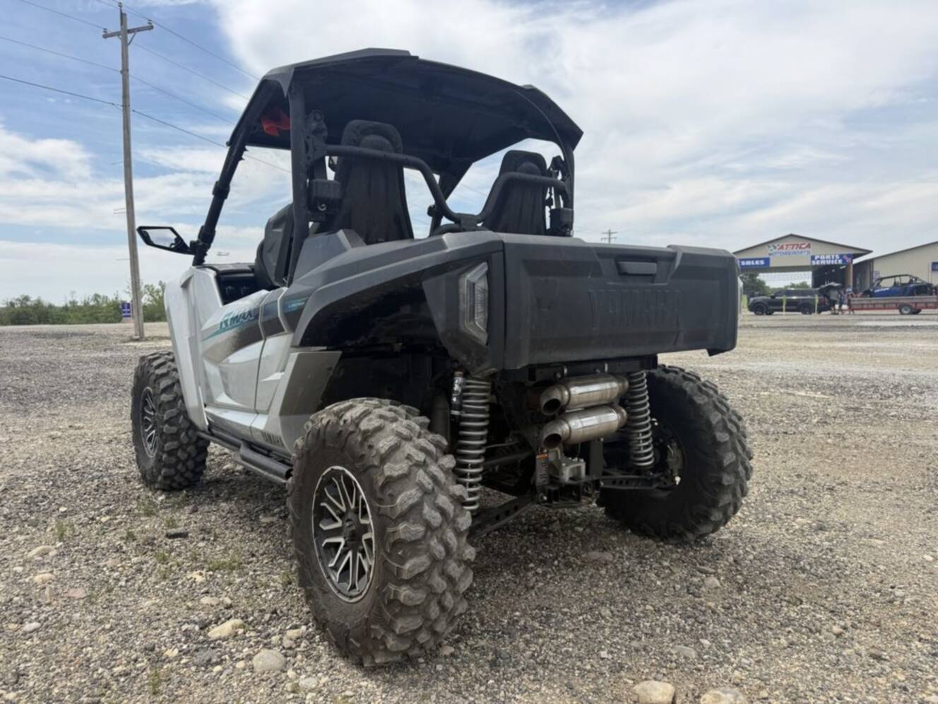 A photo of this 2024 Yamaha Wolverine RMAX2 1000 Limited Edition