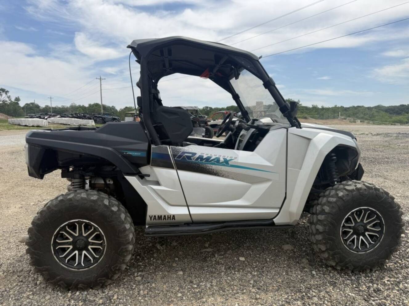 A photo of this 2024 Yamaha Wolverine RMAX2 1000 Limited Edition