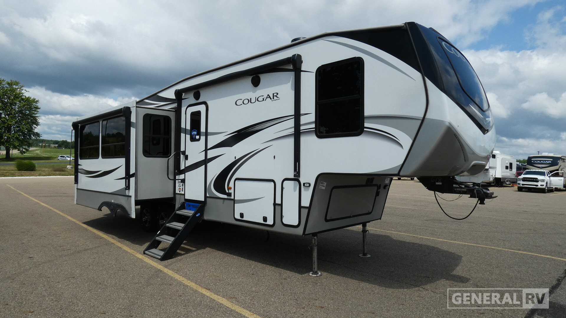 2020 Keystone COUGAR 307RES in north canton OH