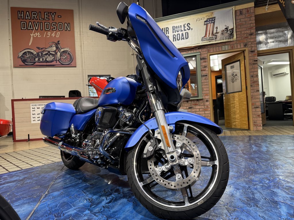 2026 Harley-Davidson Street Glide Aurora Blue Denim BASE in Stuart, FL