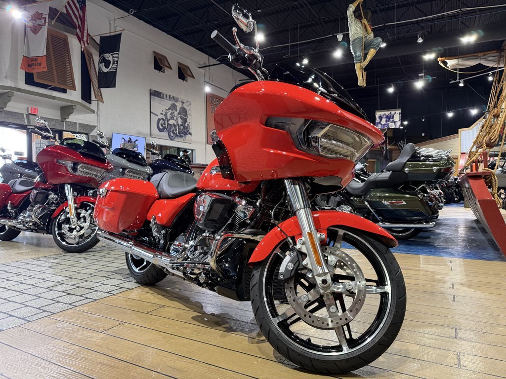 2026 Harley-Davidson Road Glide Blood Orange BASE in Stuart, FL