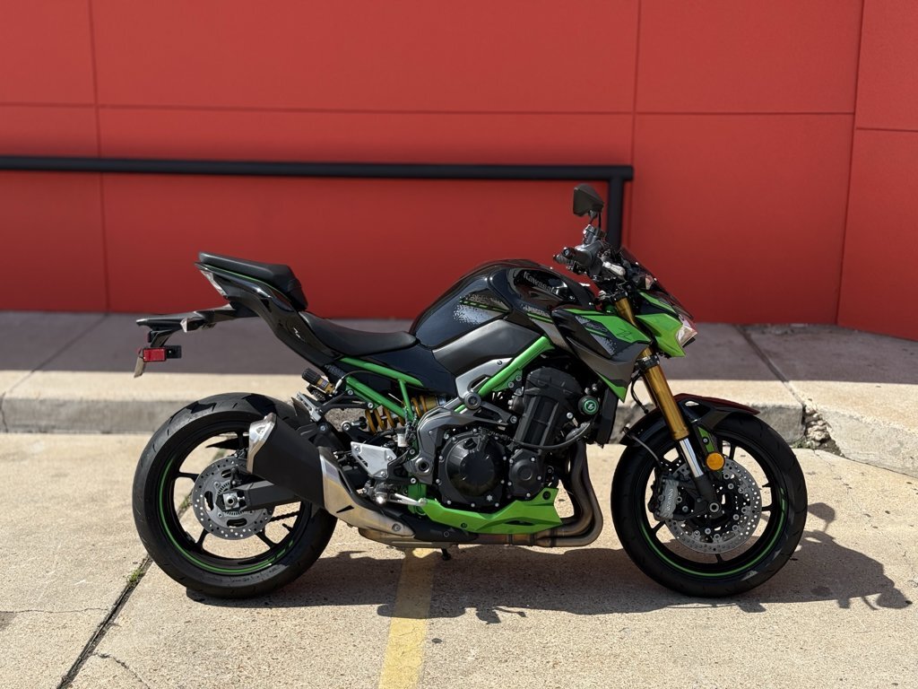 2024 Kawasaki Z900 SE BASE in Houston, TX