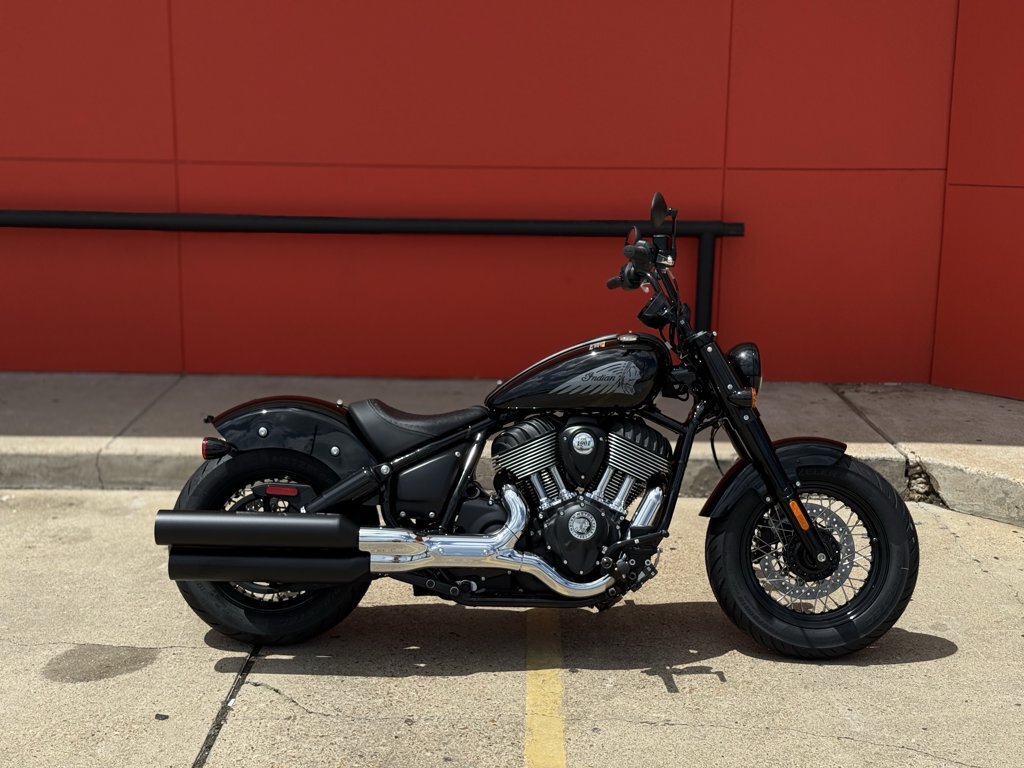 2026 Indian CHIEF BOBBER BLACK METALLIC 49ST ABS in Houston, TX