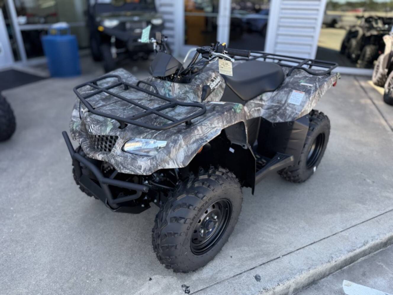 A photo of this 2026 Suzuki KINGQUAD 400ASi CAMO