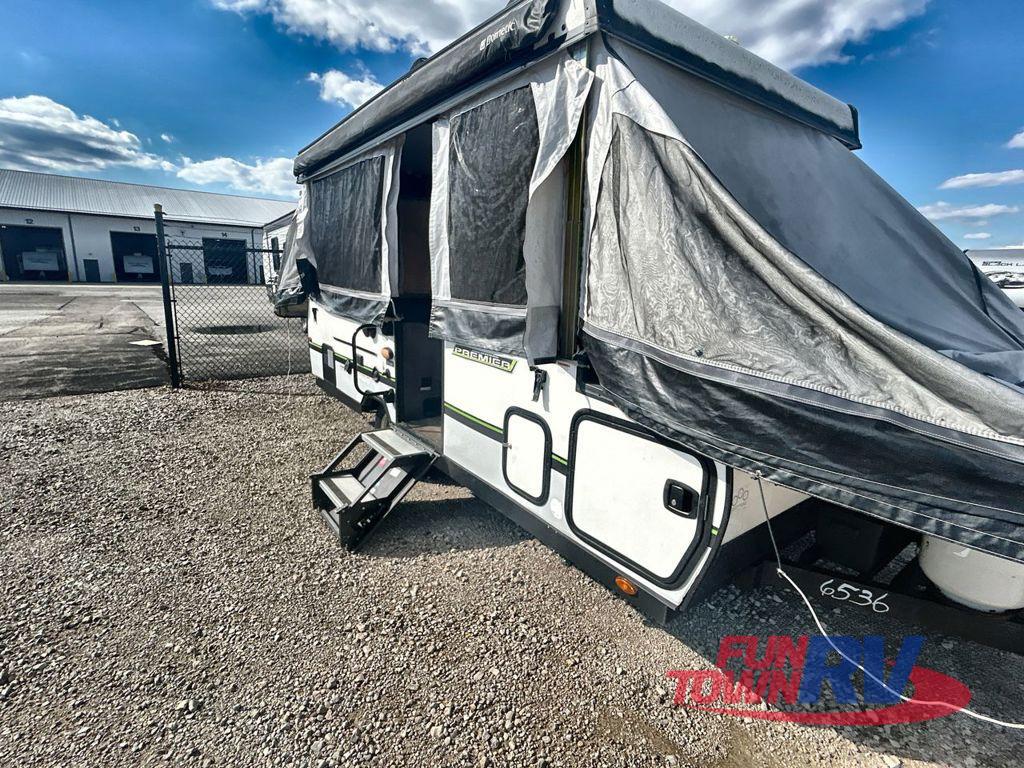 2019 Forest River Rv Rockwood Premier 2516G RV