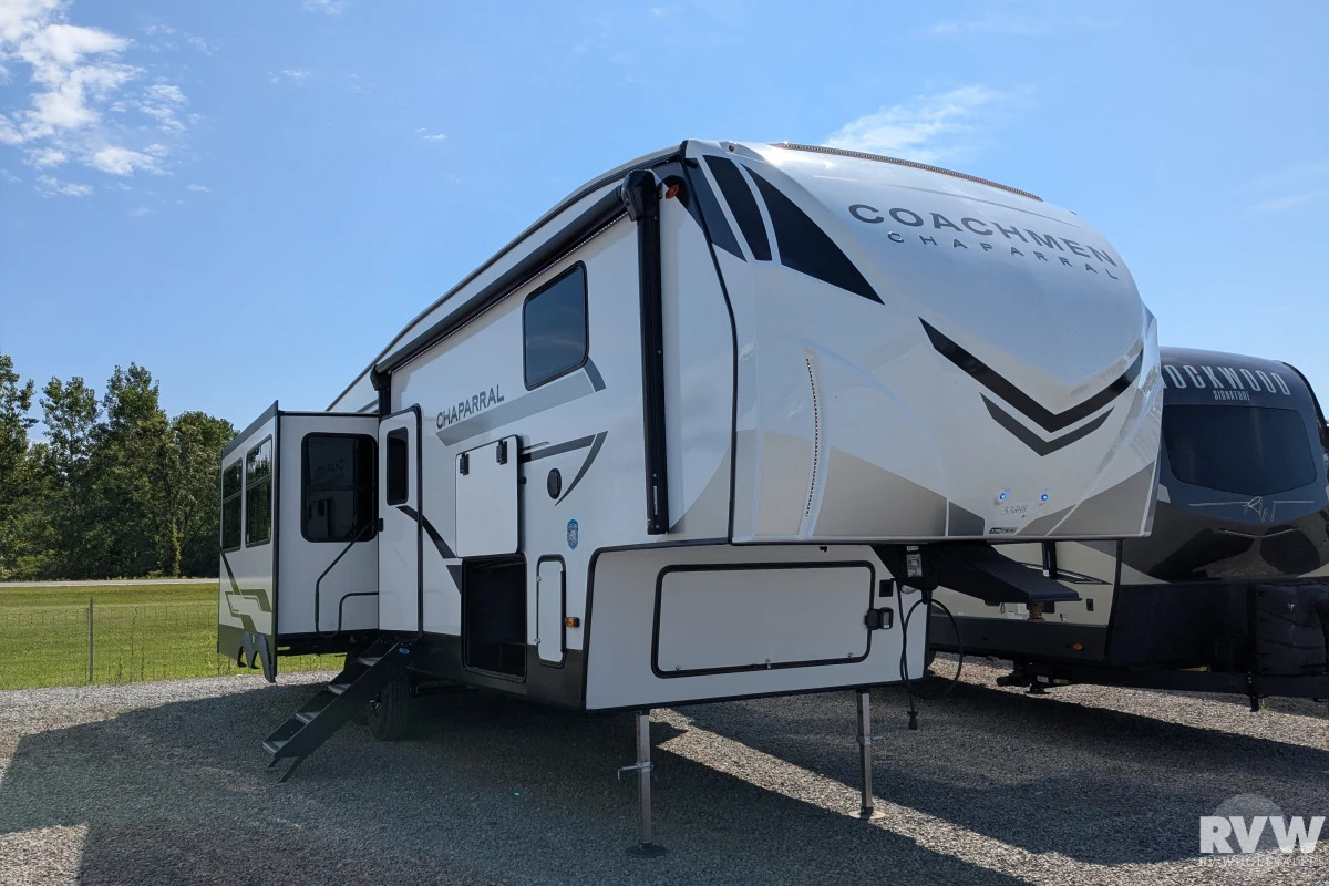 2026 Coachmen Chaparral 336TSIK in delaware OH