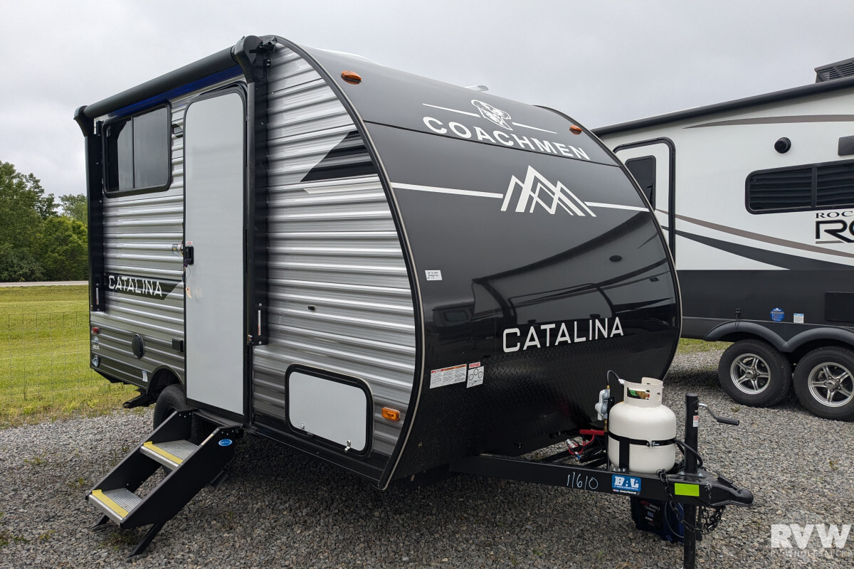 2025 Coachmen Catalina Summit Series 7 134BHX RV