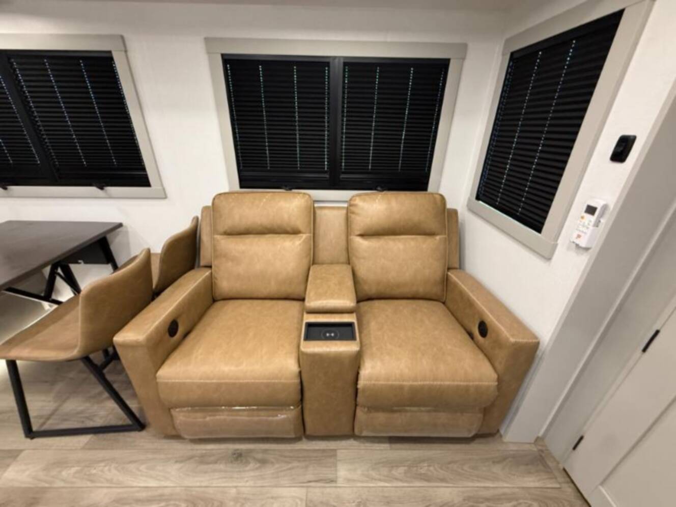 A photo of this 2025 Brinkley Rv Model Z Air 285