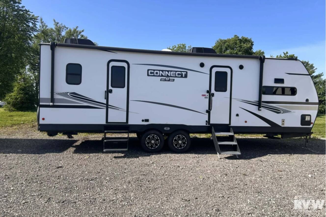 A photo of this 2022 Kz Connect 272FK