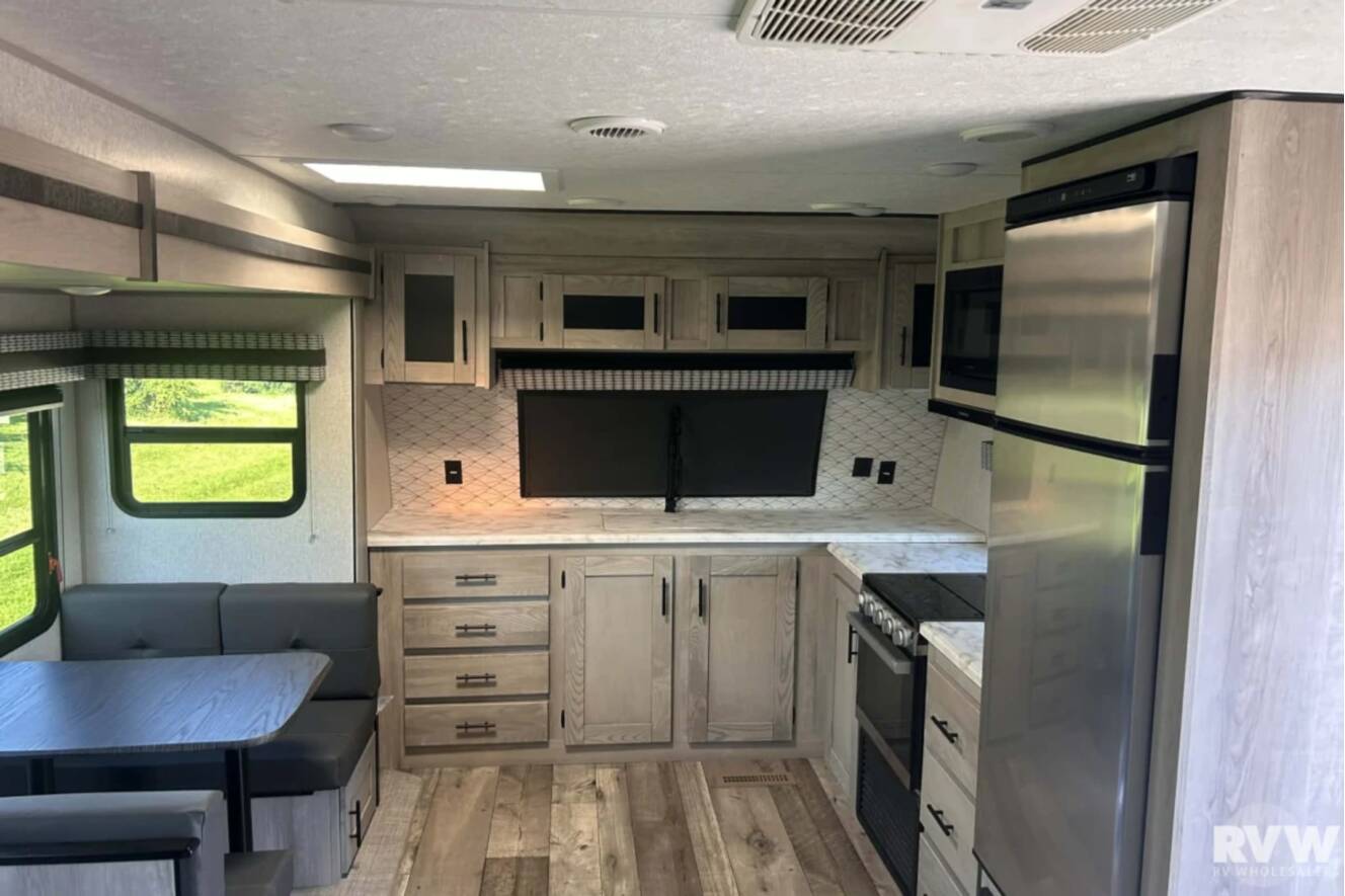 A photo of this 2022 Kz Connect 272FK