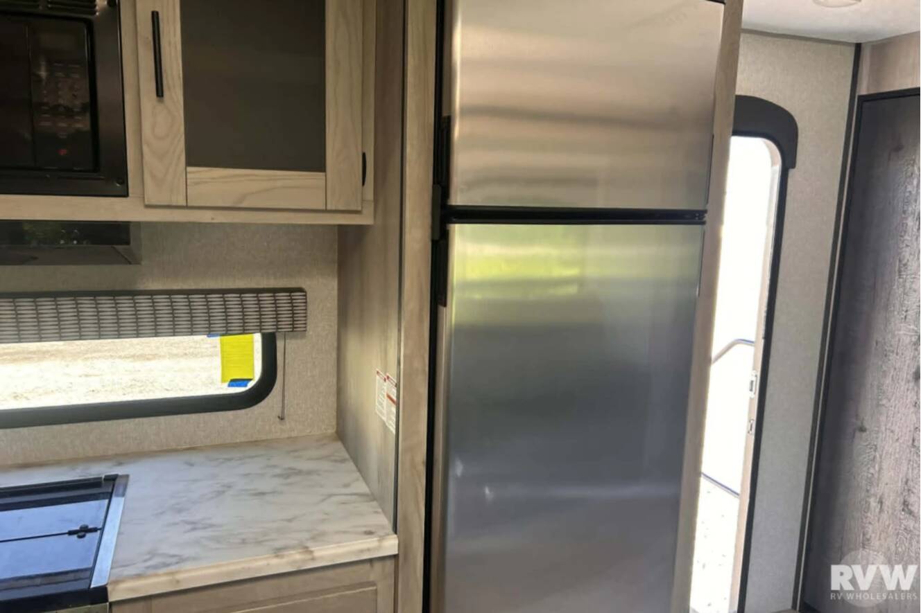 A photo of this 2022 Kz Connect 272FK