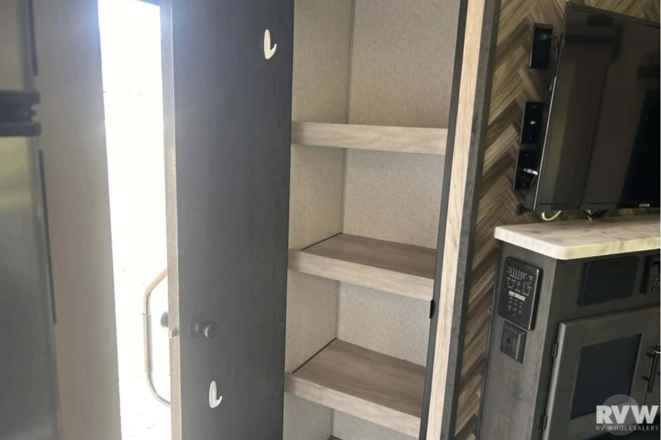 A photo of this 2022 Kz Connect 272FK