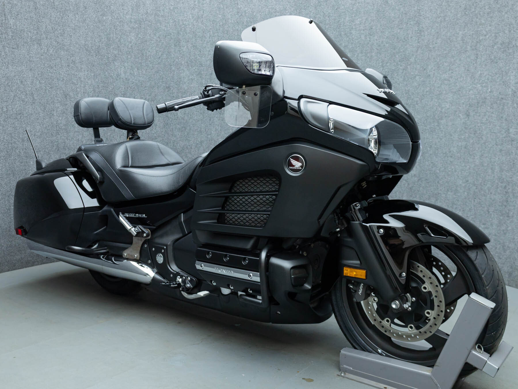 2013 Honda GL1800 GOLDWING F6B 1800 SPEC 2 in Pembroke, NH