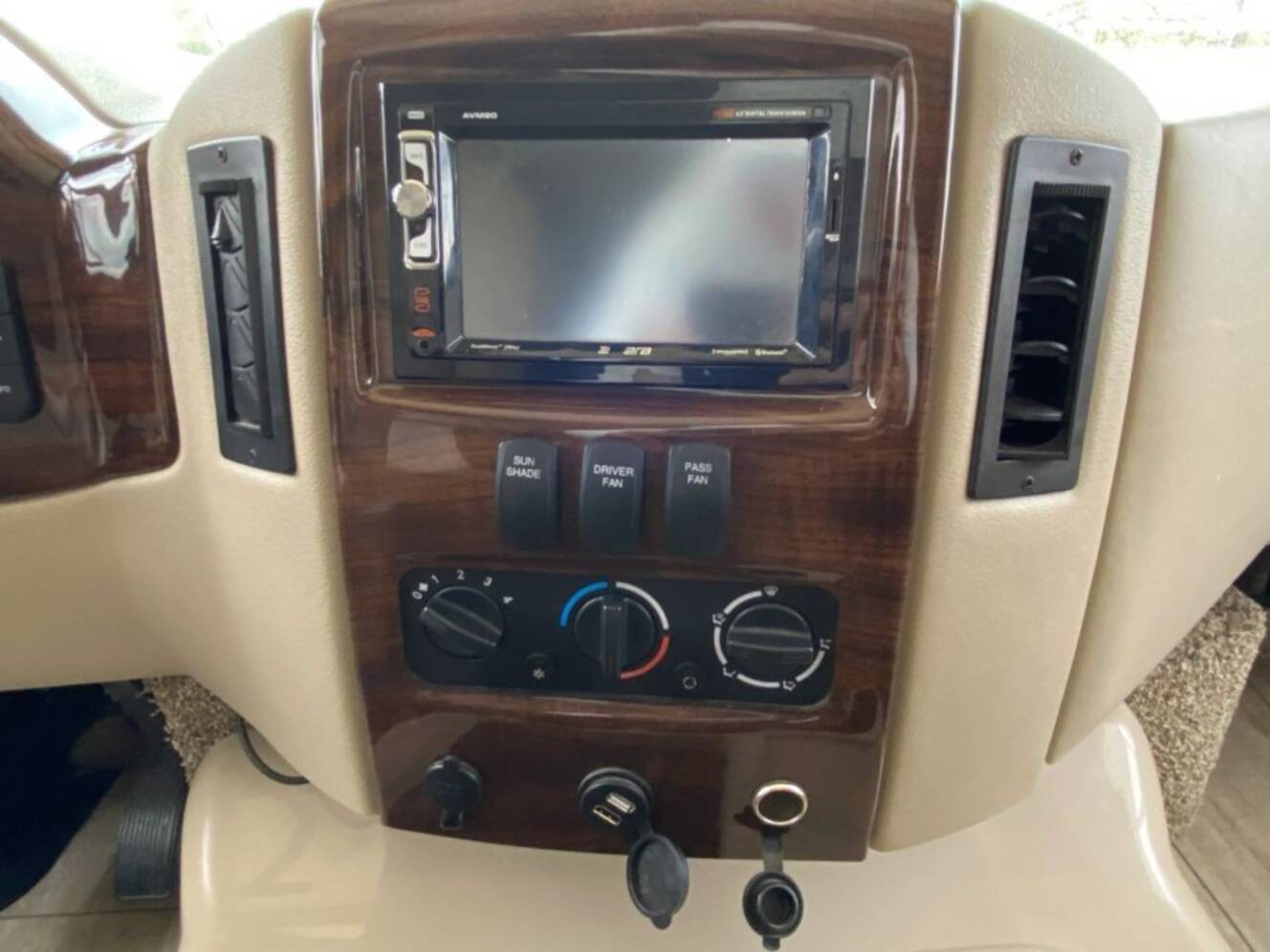 A photo of this 2019 Thor Motor Coach Freedom Traveler A27