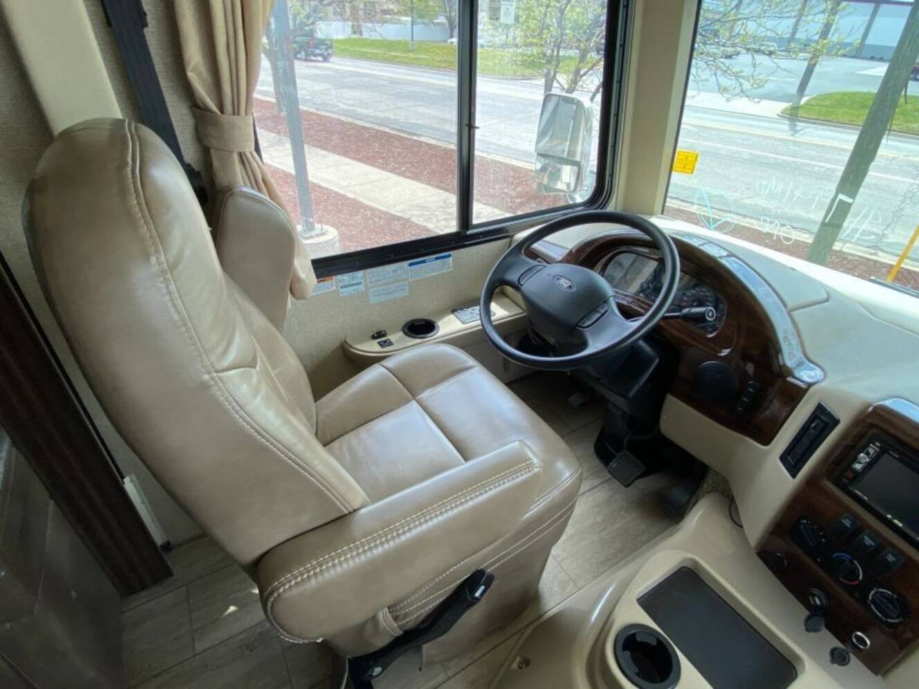 A photo of this 2019 Thor Motor Coach Freedom Traveler A27