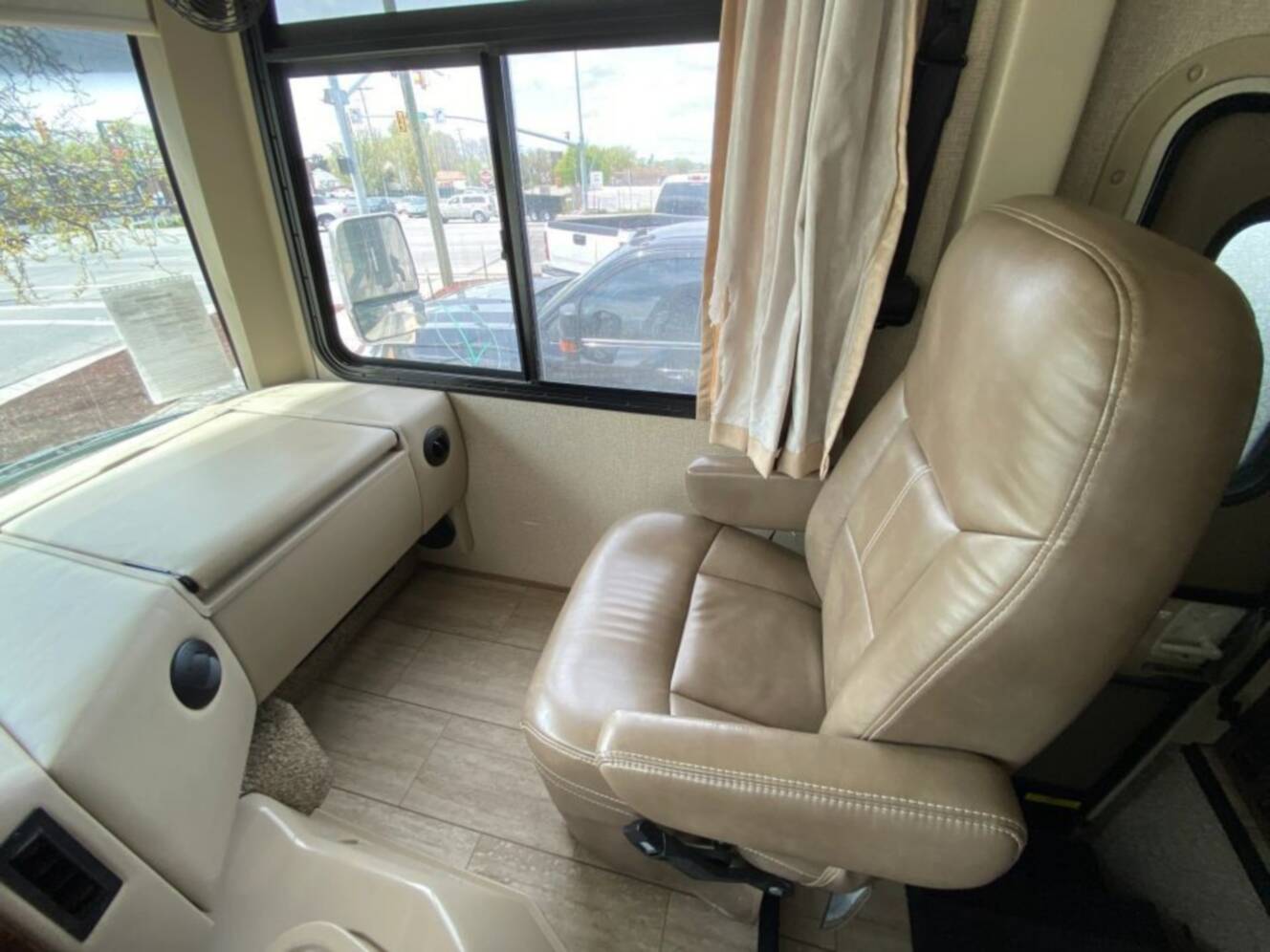 A photo of this 2019 Thor Motor Coach Freedom Traveler A27