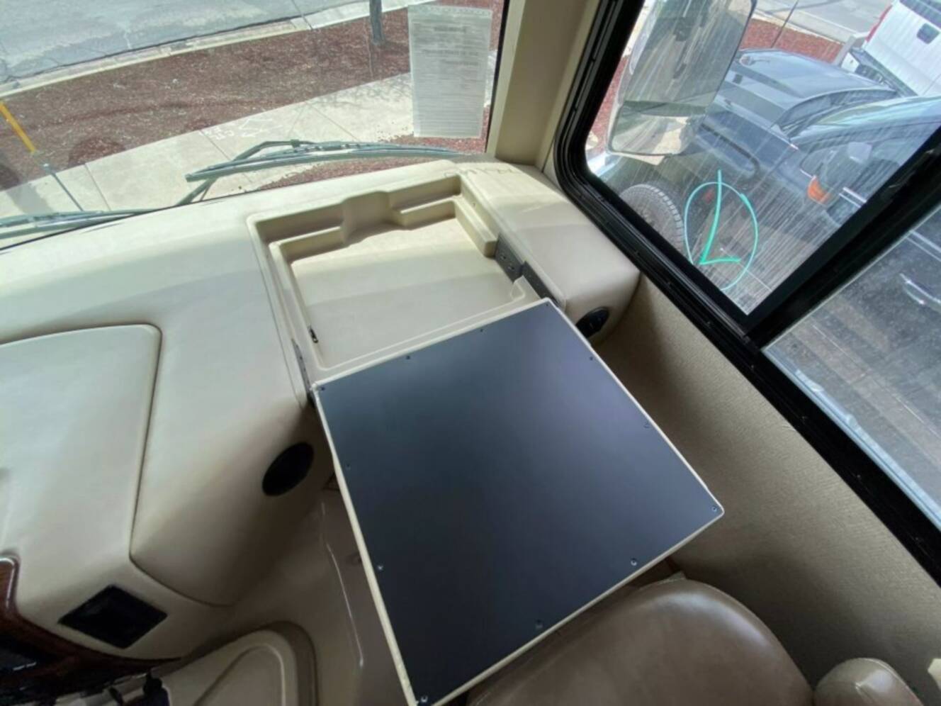 A photo of this 2019 Thor Motor Coach Freedom Traveler A27