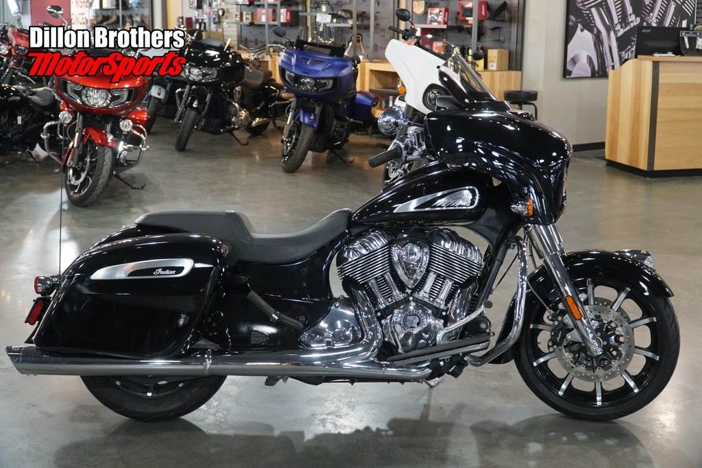 2022 Indian Motorcycle® Chieftain® Black Metallic in Omaha, NE
