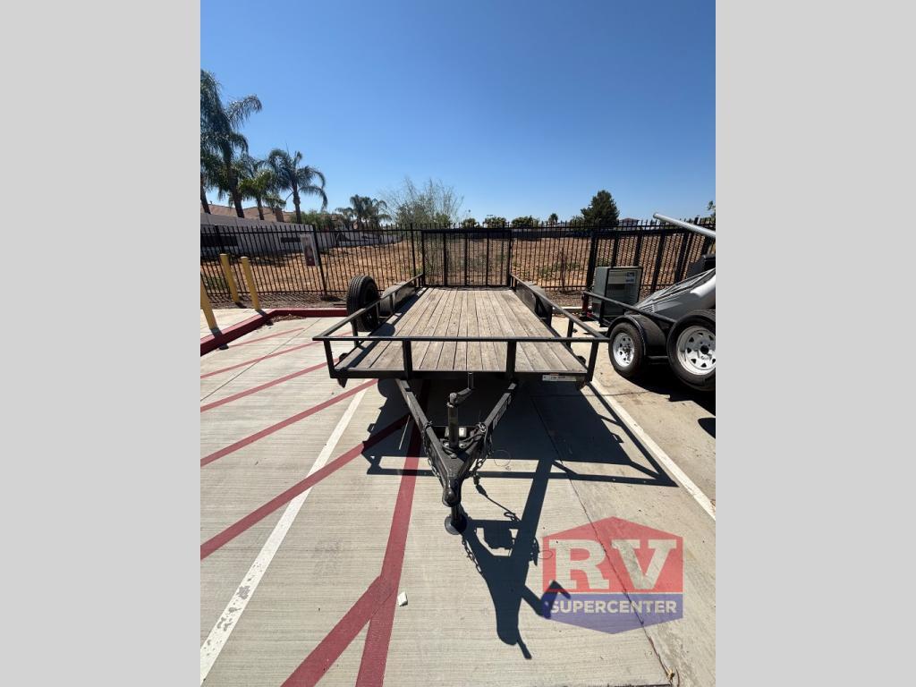 2019 Dv Trailers Flat Bed 16 FT in menifee CA