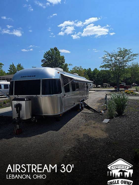 2025 Airstream Airstream Classic 30RB-Queen RV