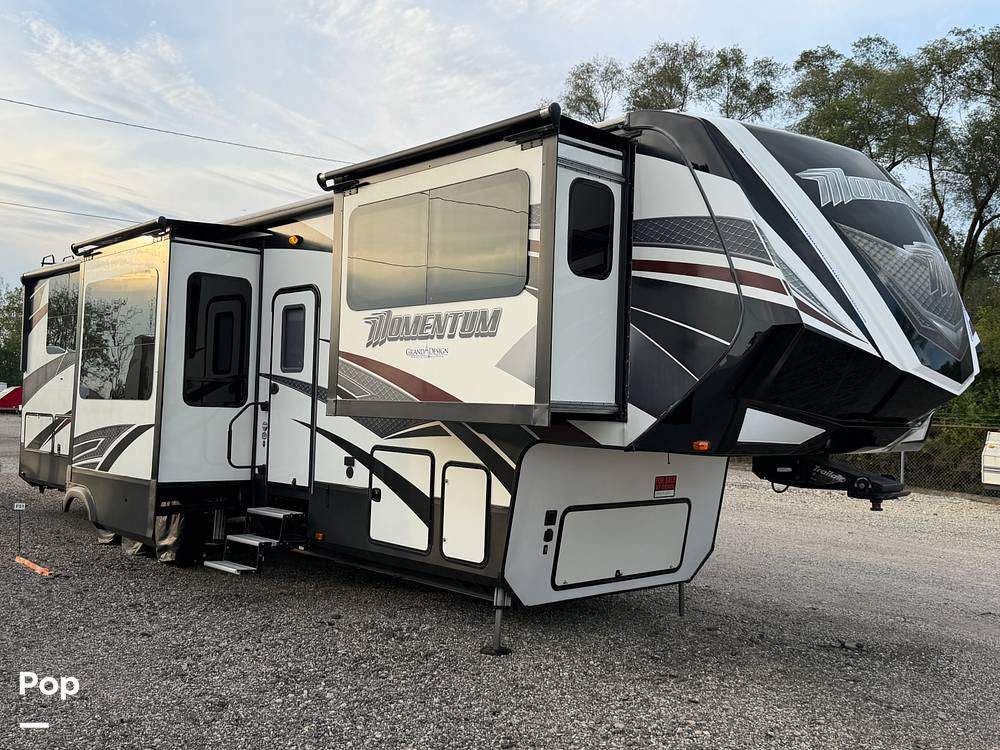 2017 Grand Design Momentum 367TH in shelby township MI