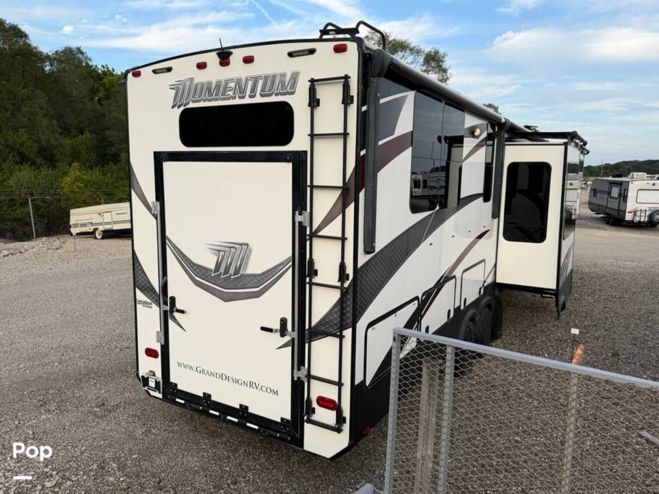 A photo of this 2017 Grand Design Momentum 376TH