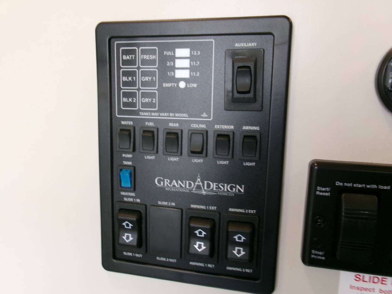 A photo of this 2026 Grand Design Momentum G-Class 27G