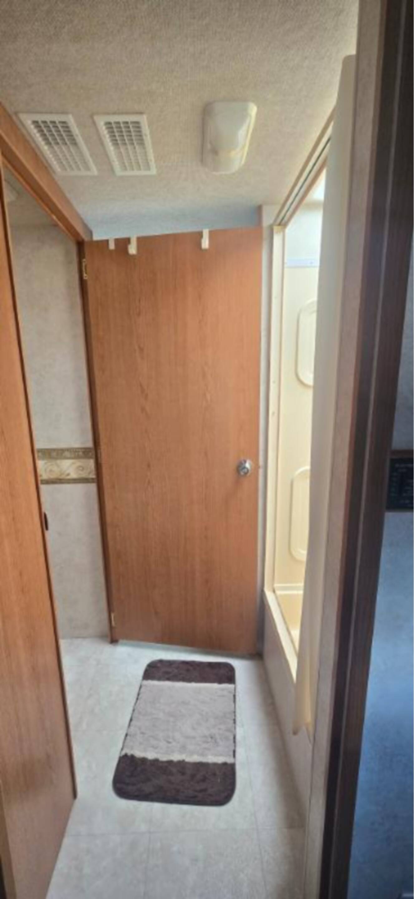 A photo of this 2002 Fleetwood Storm 30H