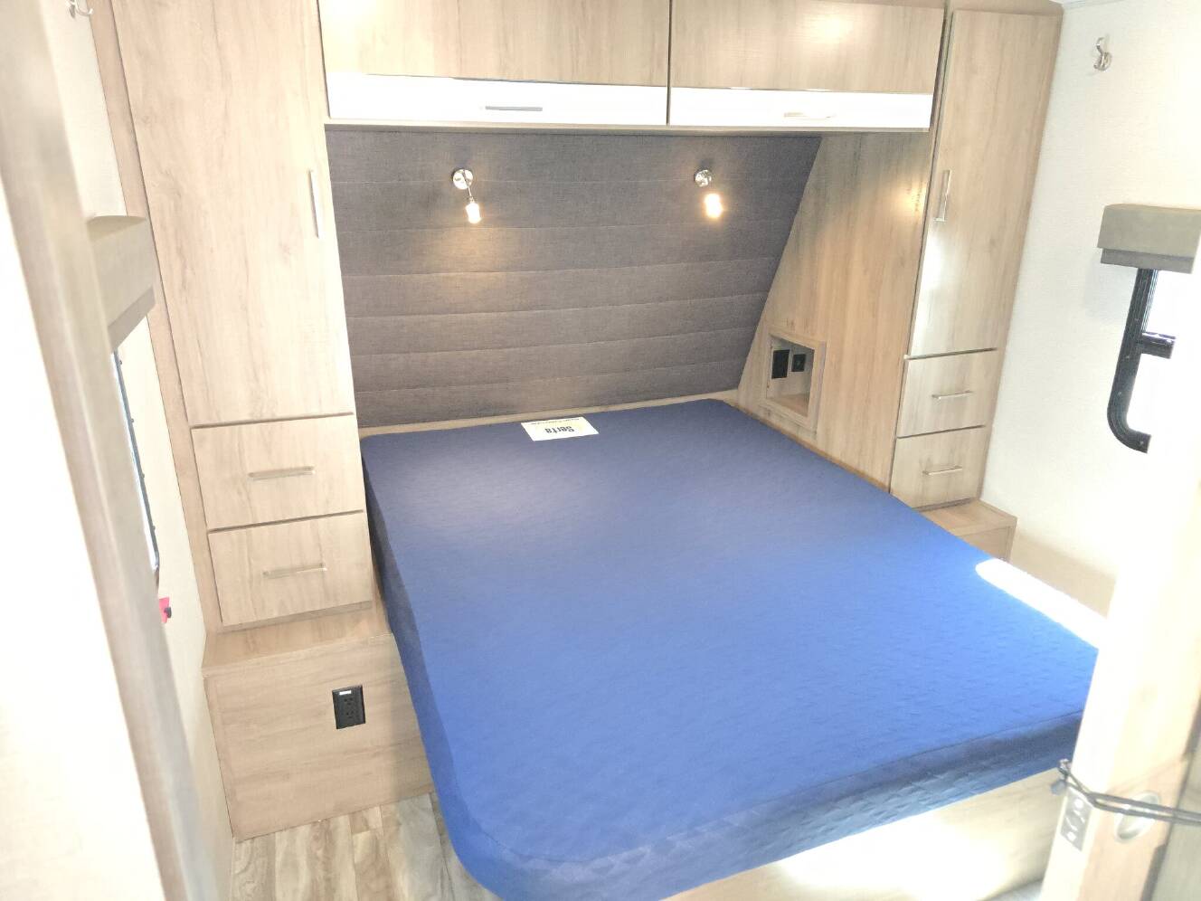 A photo of this 2022 Grand Design Imagine 2600RB