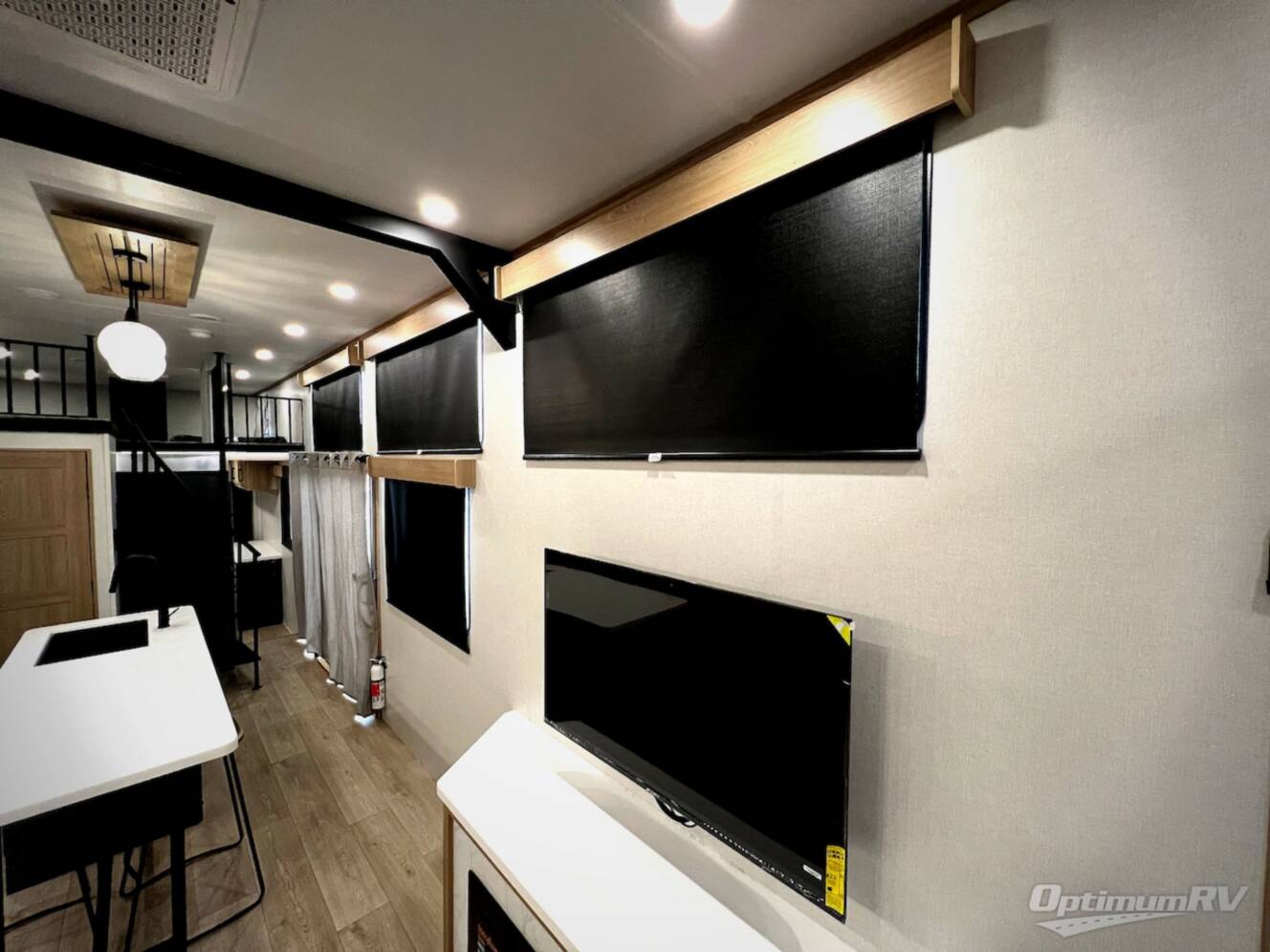 A photo of this 2026 Crossroads Hampton 410PVL