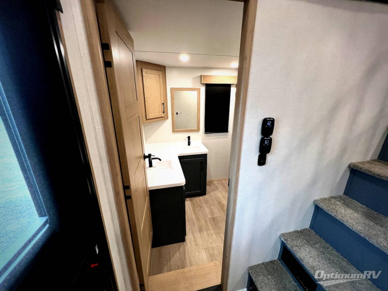 A photo of this 2026 Crossroads Hampton 410PVL
