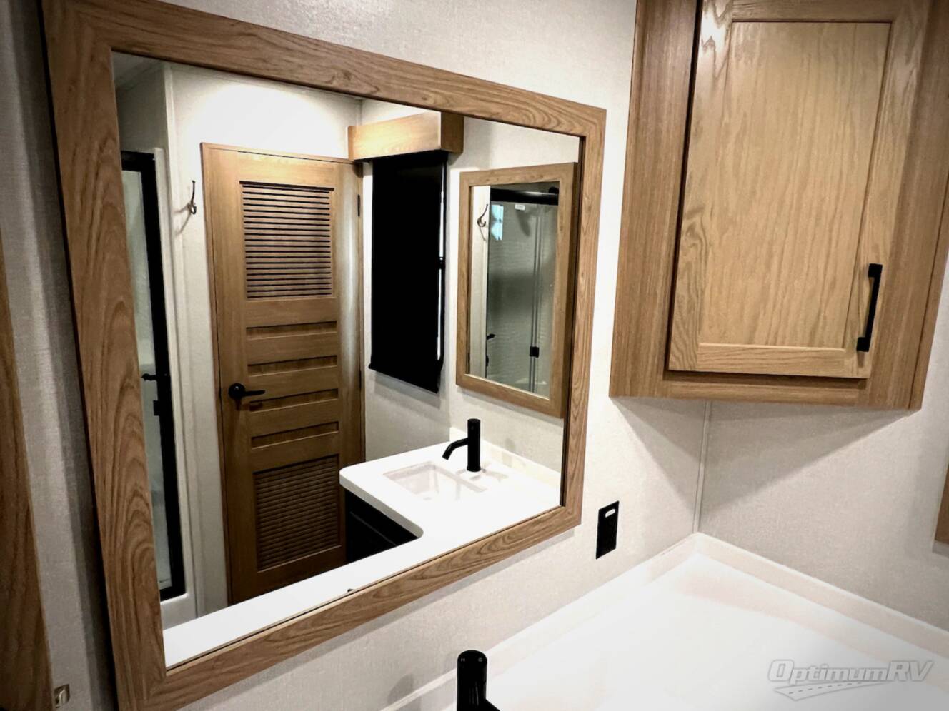 A photo of this 2026 Crossroads Hampton 410PVL