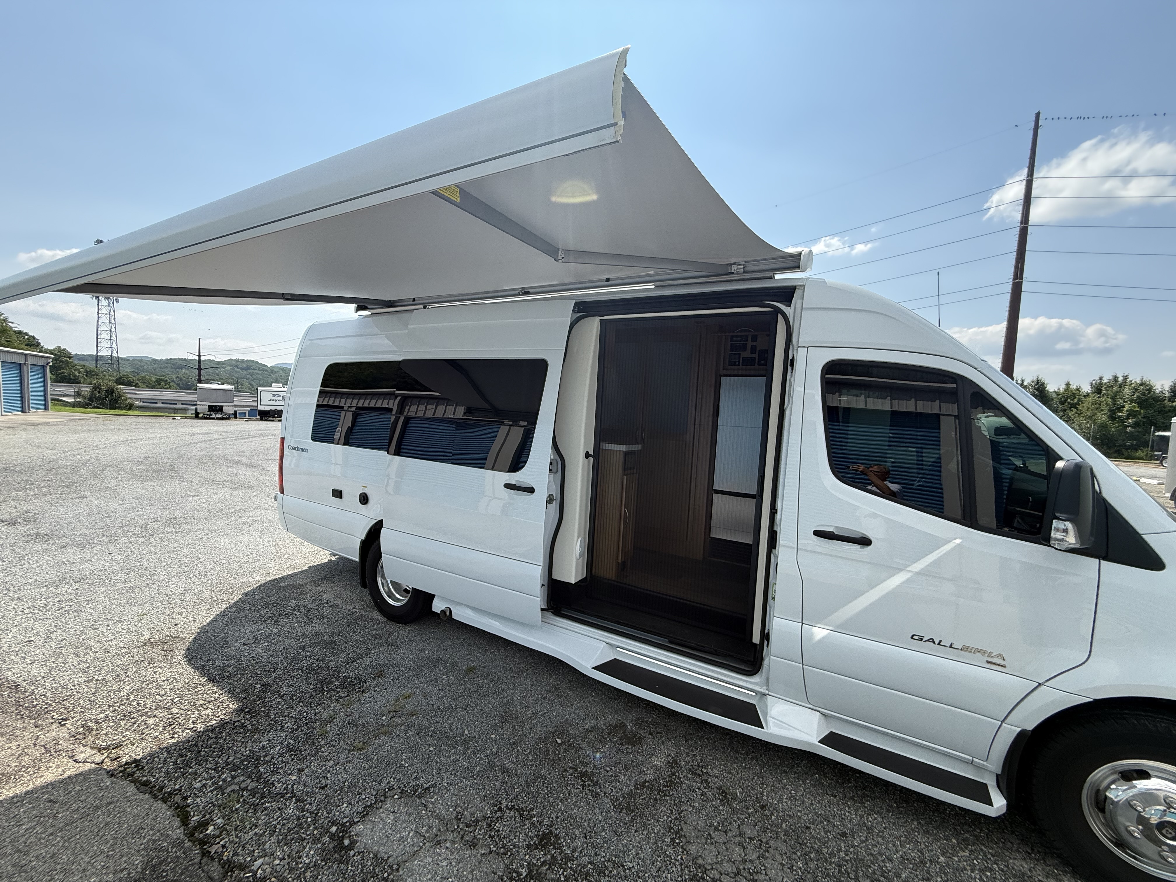2023 Coachmen GALLERIA 24FL RV