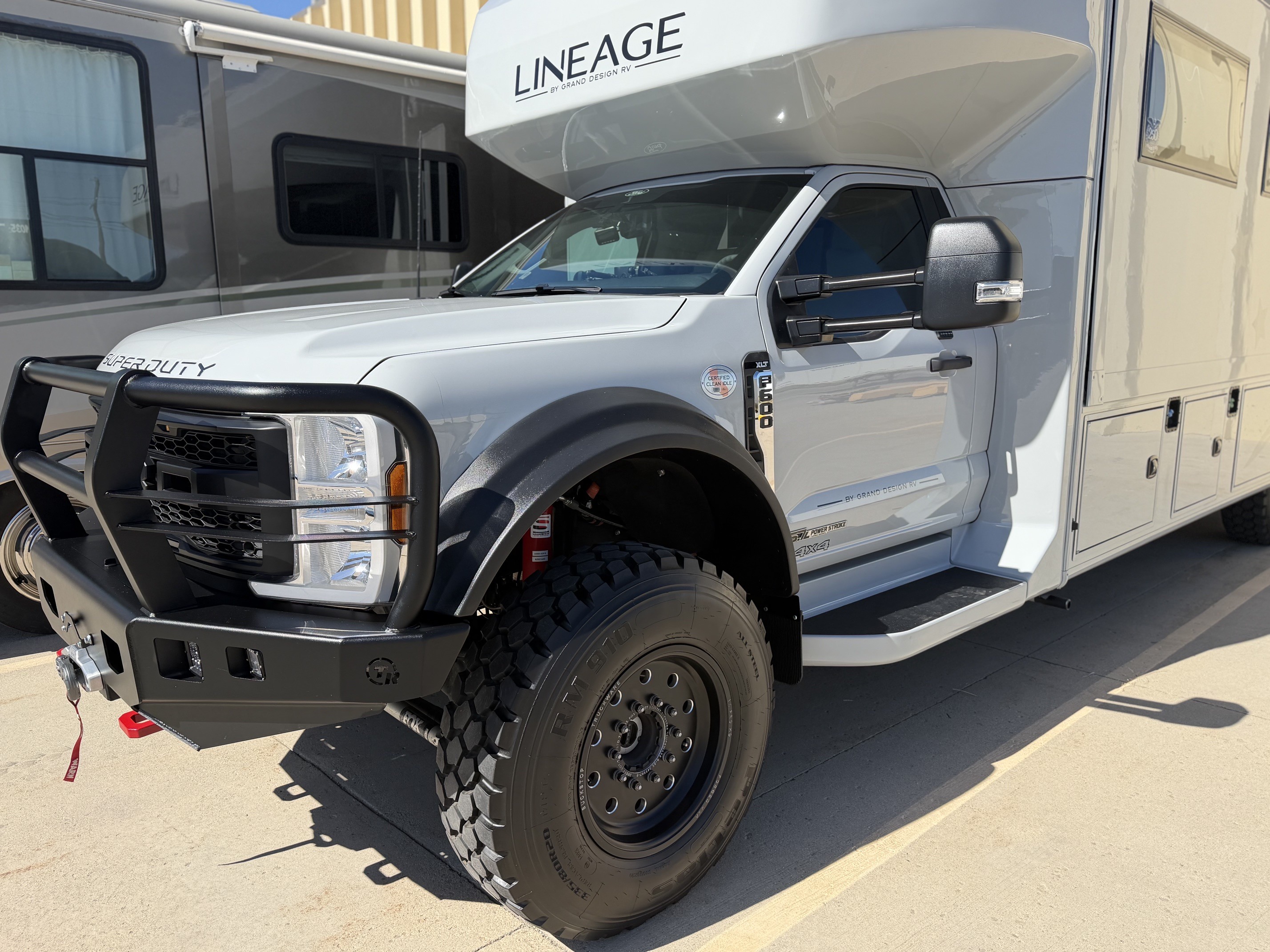 2026 Grand Design LINEAGE SERIES F 31ZW in boynton beach FL