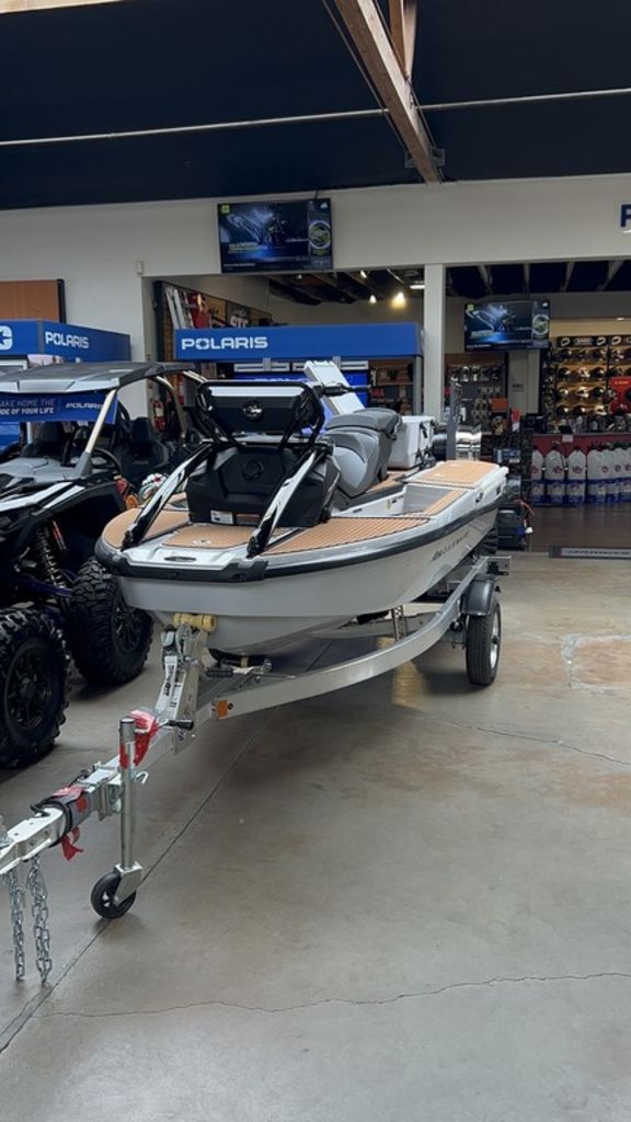 2026 Yamaha Crosswave® in bellflower CA