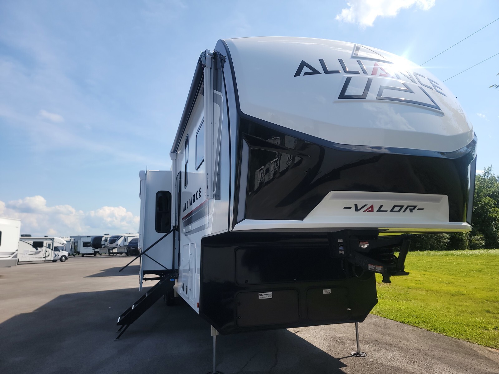 2027 Alliance Valor 37V11 in christiana TN