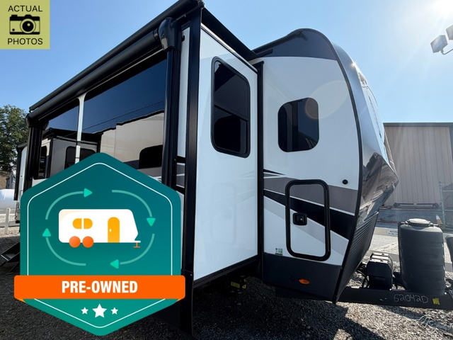 2025 Forest River Rockwood Signature 8339FK in mountville PA
