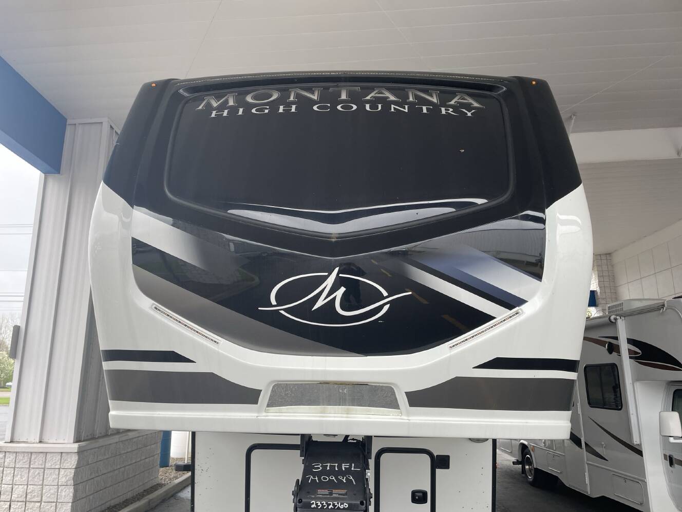 A photo of this 2024 Keystone MONTANA HIGH COUNTRY 377FL